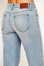 Hidden Low Rise Dad Jeans