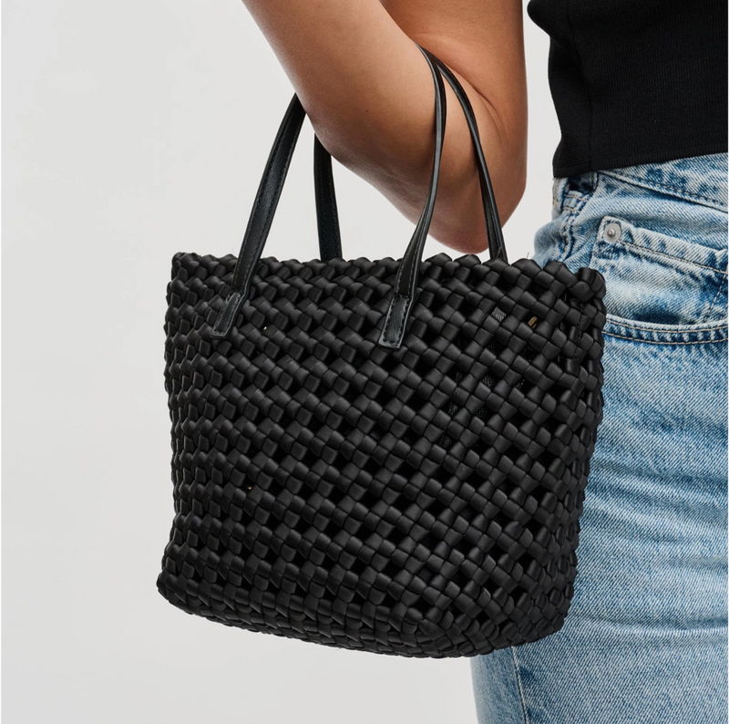 Serenity - Hand Woven Knot Crossbody